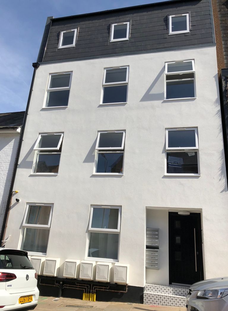 The Critical House Project